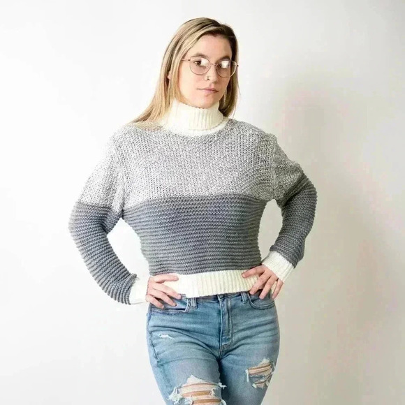 Crochet Knit 2 Tone Sweater - Picture 1 of 8
